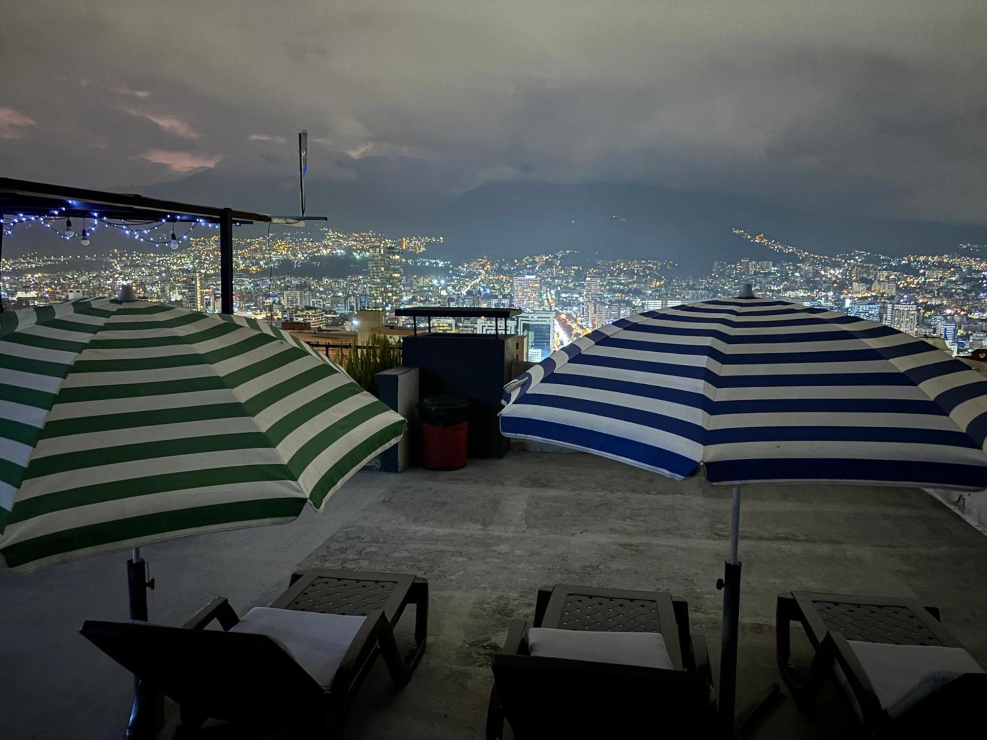 St. Gallen Haus Panzió Quito Kültér fotó